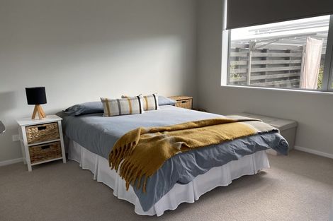 Photo of property in 2 Toka Lane, Red Beach, 0932