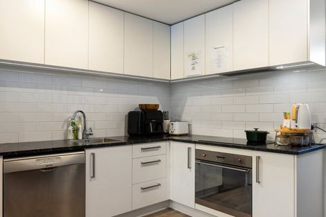Photo of property in 104/1 Village Quarter Lane, Frankton, Hamilton, 3204