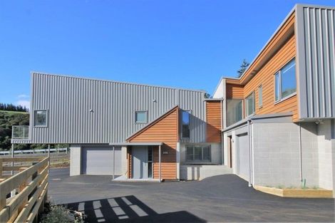 Photo of property in 18 Coach Road, Fairfield, Dunedin, 9018