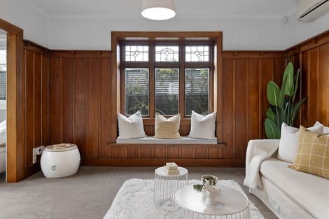 Photo of property in 139 Saint Martins Road, Saint Martins, Christchurch, 8022