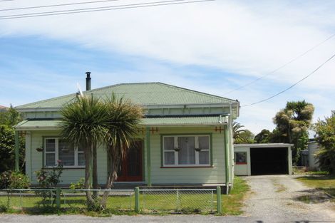 Photo of property in 128 Queen Street, Westport, 7825