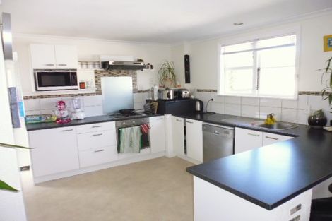 Photo of property in 1030 High Street, Avalon, Lower Hutt, 5011