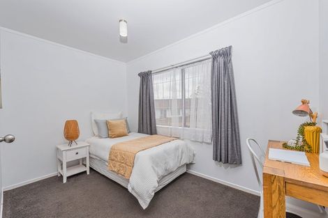 Photo of property in 2/109 Don Buck Road, Massey, Auckland, 0614