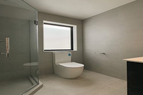 Photo of property in 5a Topliss Drive, Northcross, Auckland, 0632