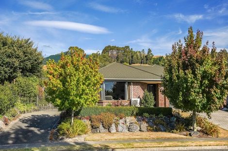 Photo of property in 39 Kingsford Drive, Stoke, Nelson, 7011