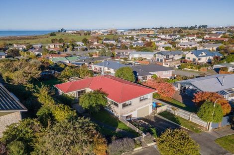 Photo of property in 19 Tasman Street, Oceanview, Timaru, 7910