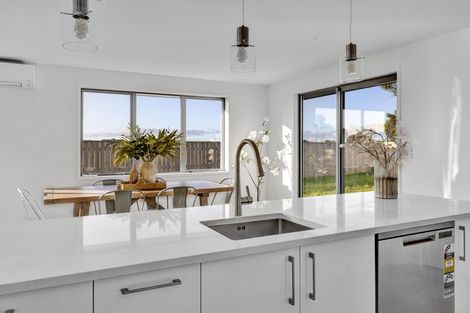 Photo of property in 4 Midsummer Avenue, Stratford, 4332