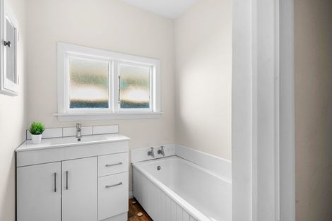 Photo of property in 1/64 Ottawa Road, Wainoni, Christchurch, 8061