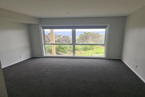 Photo of property in 2 Tai Lane, Whitby, Porirua, 5024