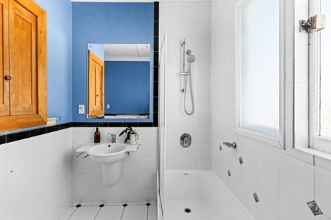 Photo of property in 23 Fitzroy Road, Bluff Hill, Napier, 4110