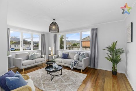 Photo of property in 32 Ngata Grove, Trentham, Upper Hutt, 5018