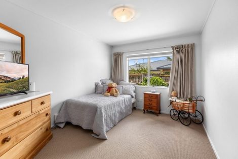 Photo of property in 16 Kentia Avenue, Mount Maunganui, 3116