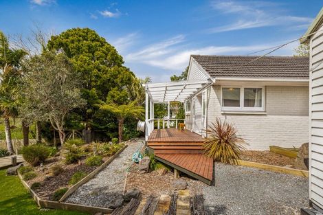 Photo of property in 6 Cane Road, Waimauku, 0812