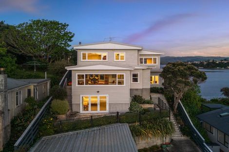 Photo of property in 68a Mana Esplanade, Paremata, Porirua, 5026
