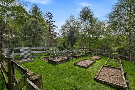 Photo of property in 2 Valley Road, Waitoki, Kaukapakapa, 0871