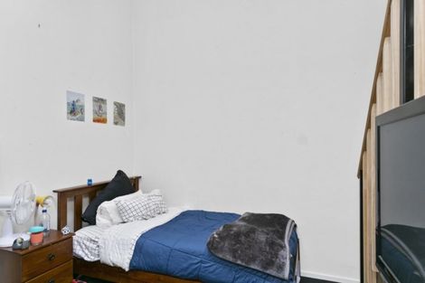 Photo of property in 5u2 Hopper Street, Mount Cook, Wellington, 6011