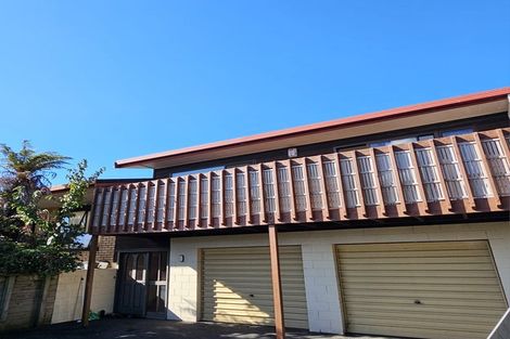 Photo of property in 37 Corinna Street, Welcome Bay, Tauranga, 3112