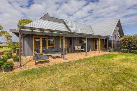 Photo of property in 297 Porangahau Road, Waipukurau, 4282