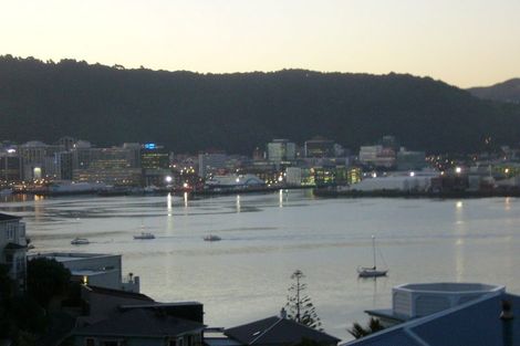 Photo of property in 6 Telford Terrace, Oriental Bay, Wellington, 6011