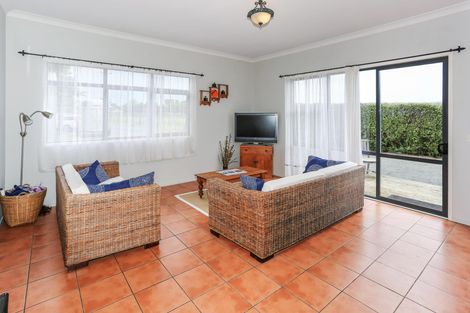 Photo of property in 221 Dominion Road, Tuakau, 2121
