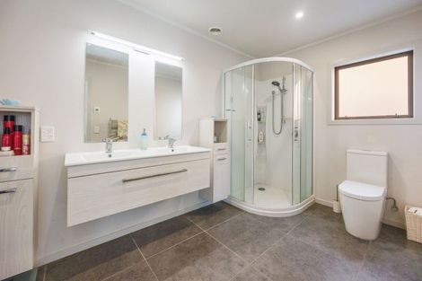 Photo of property in 3 Forbes Road, Foxton Beach, Foxton, 4815
