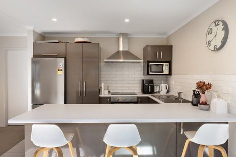 Photo of property in 12 Rire Hau Lane, Pyes Pa, Tauranga, 3112