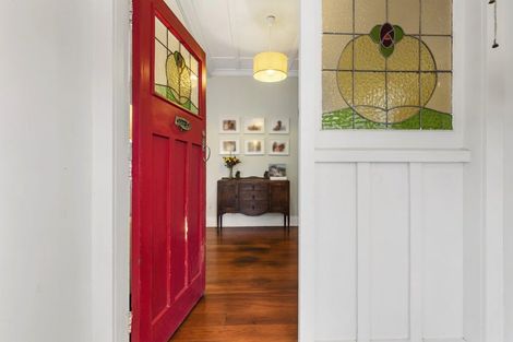 Photo of property in 10 Brighton Street, Island Bay, Wellington, 6023