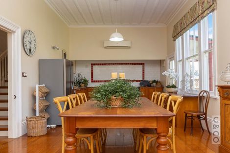 Photo of property in 14 Nelson Street, Helensville, 0800