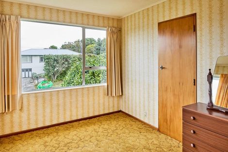 Photo of property in 4 Kapekape Place, Pukerua Bay, 5026