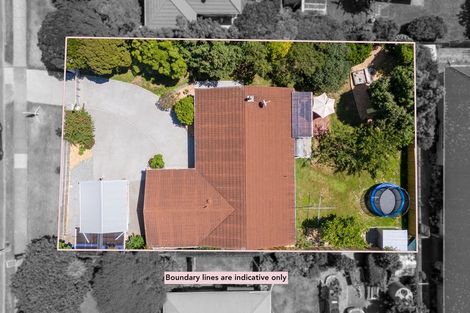 Photo of property in 7 Rimu Street, Waikanae, 5036