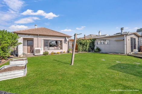 Photo of property in 18 Harlech Street, Oamaru North, Oamaru, 9400