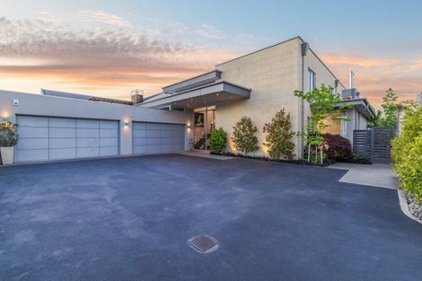 Photo of property in 45 Waiwetu Street, Fendalton, Christchurch, 8052