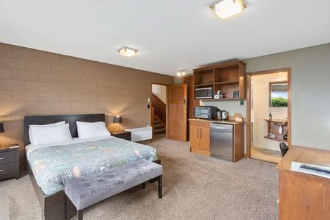 Photo of property in 71 Carroll Street, Dunedin Central, Dunedin, 9016