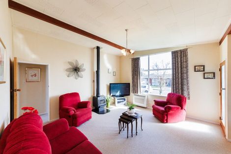 Photo of property in 3 Moyne Avenue, Milson, Palmerston North, 4414