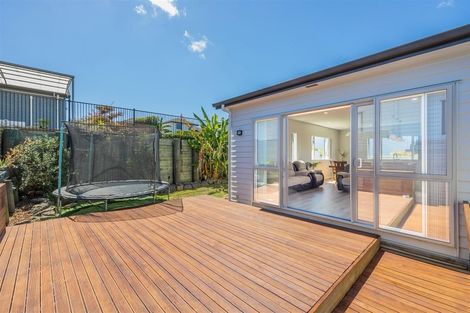 Photo of property in 4 Kaipuke Crescent, Gulf Harbour, Whangaparaoa, 0930