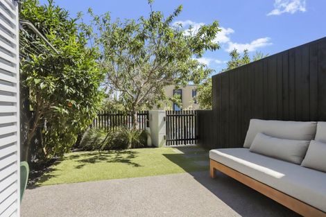 Photo of property in 216 Hobsonville Point Road, Hobsonville, Auckland, 0616