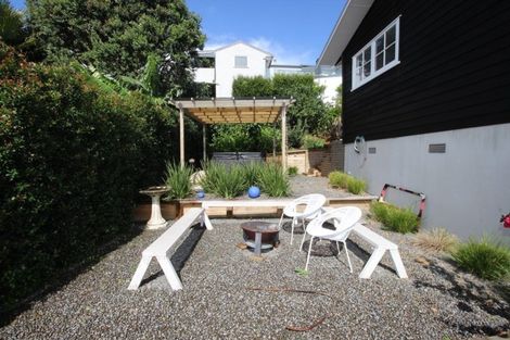 Photo of property in 11 River Road, Red Beach, 0932