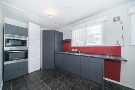 Photo of property in 33 Moheke Avenue, Roslyn, Palmerston North, 4414
