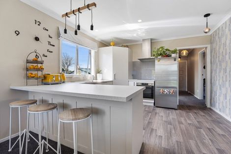 Photo of property in 64 Cloten Road, Stratford, 4332