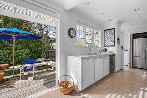 Photo of property in 62 Northboro Road, Belmont, Auckland, 0622