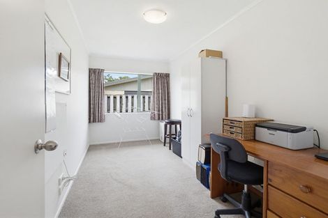 Photo of property in 5 Wilson Place, Marton, 4710