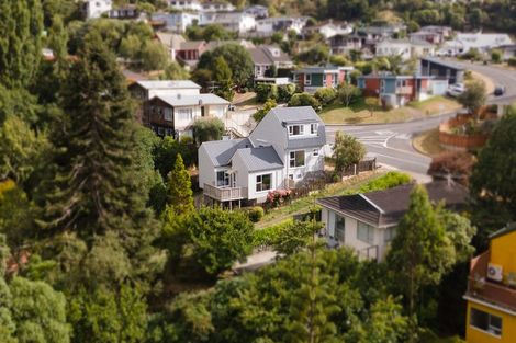 Photo of property in 18b Penryn Drive, Camborne, Porirua, 5026