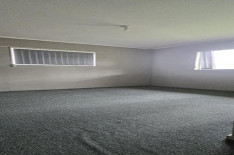 Photo of property in 18 Greenmeadows Avenue, Manurewa East, Auckland, 2102