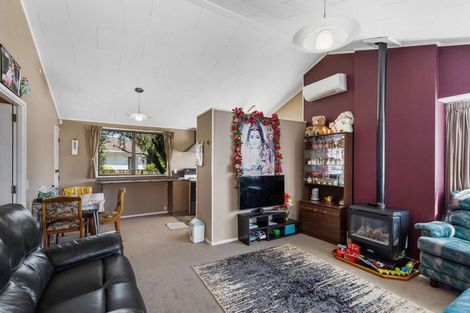 Photo of property in 16 Mercury Street, Milson, Palmerston North, 4414