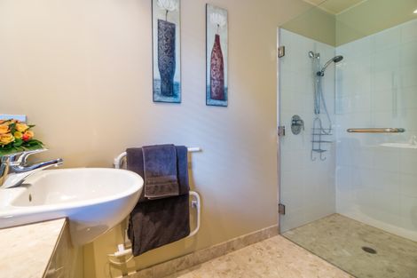 Photo of property in 280 Gillespie Place, Acacia Bay, Taupo, 3385