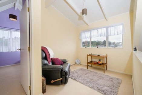 Photo of property in 16 Carillon Place, Massey, Auckland, 0614