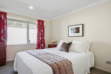 Photo of property in 18 Saint Andrews Hill Road, Mount Pleasant, Christchurch, 8081