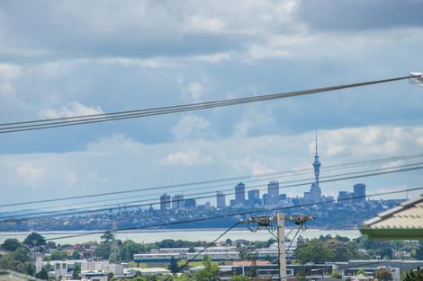 Photo of property in 80b Don Buck Road, Massey, Auckland, 0614