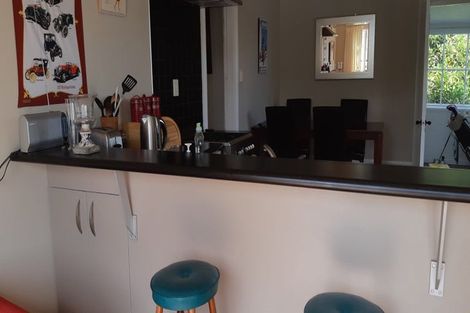 Photo of property in 62 Strasbourge Street, Martinborough, 5711
