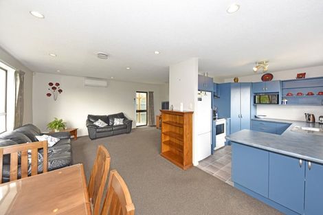 Photo of property in 2/22 Aldwins Road, Phillipstown, Christchurch, 8062